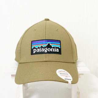 パタゴニア(patagonia)の☆新品☆完売品☆パタゴニア P-6 ロゴ ストレッチ フィット ハット S/M(キャップ)
