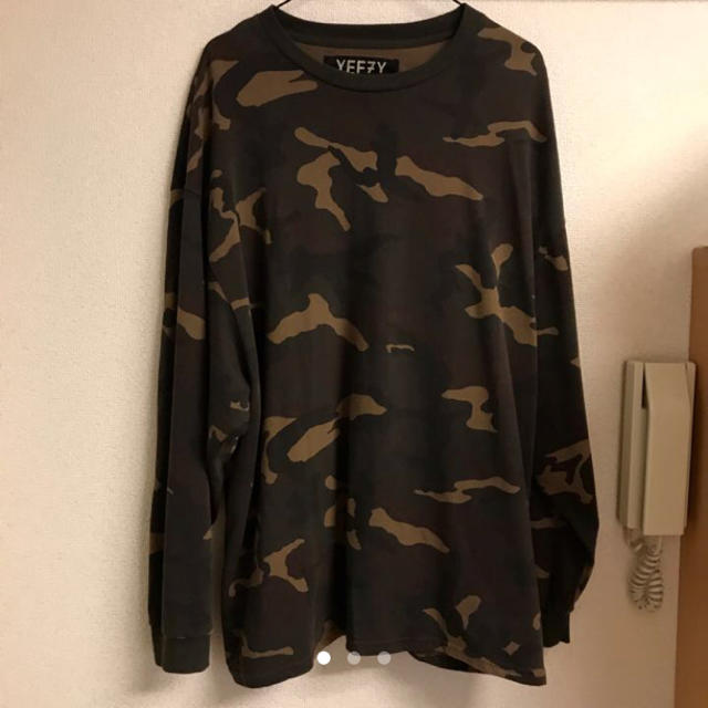 adidas(アディダス)のyeezy ロンT カモ柄 レディースのトップス(Tシャツ(長袖/七分))の商品写真