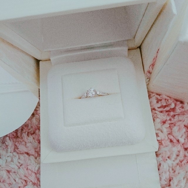 公式売れ筋 ほぼ新品♡ MIKIMOTO 婚約指輪 プラチナ 0.42ct