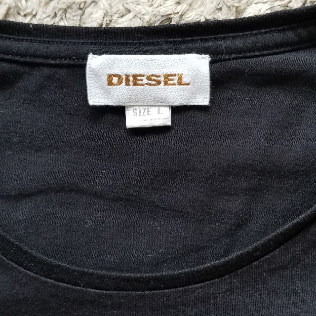 DIESEL(ディーゼル)のまー様専用　DIESEL　黒Tシャツ(アニマル柄)　Lサイズ メンズのトップス(Tシャツ/カットソー(半袖/袖なし))の商品写真