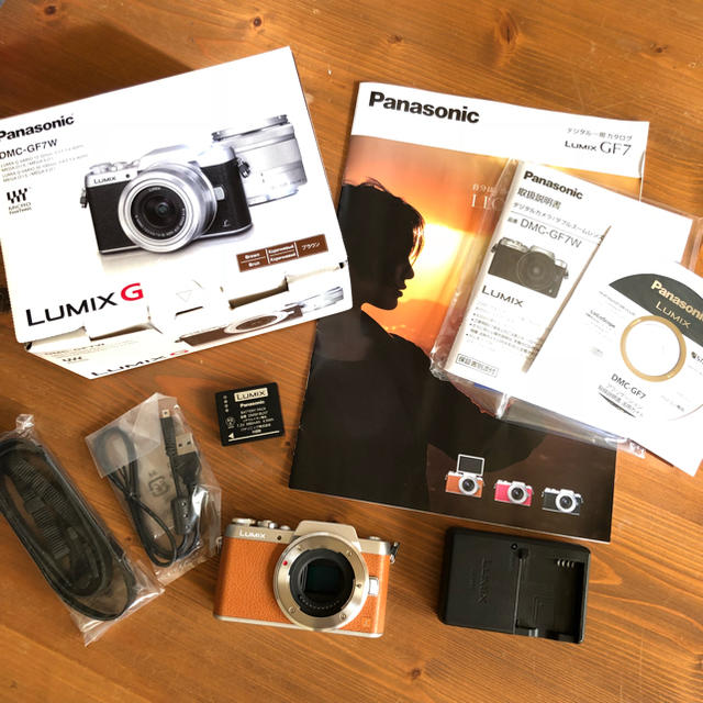 Panasonic LUMIX GF7ミラーレス一眼