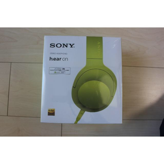 SONY(ソニー)のSONY h.ear on 密閉型ヘッドホン ライムイエロー MDR-100A スマホ/家電/カメラのオーディオ機器(ヘッドフォン/イヤフォン)の商品写真