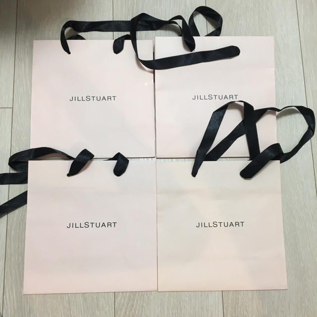 JILLSTUART(ジルスチュアート)のジルスチュアート 紙袋 ピンク リボン レディースのバッグ(ショップ袋)の商品写真