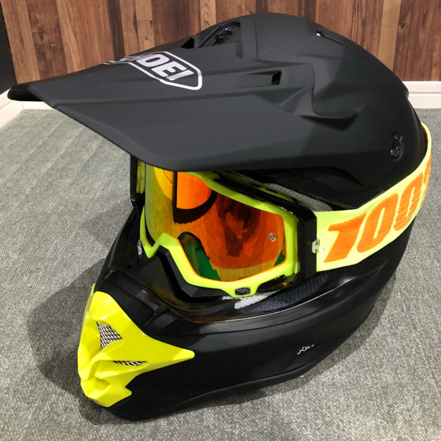 ヘルメット SHOEI VFX-W(100%ゴーグル付) 気軽に返品 自動車/バイク