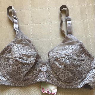 ダイアナ(DIANA)の★ダイアナ★  新品タグ付き☆ブラジャーB65(ブラ)