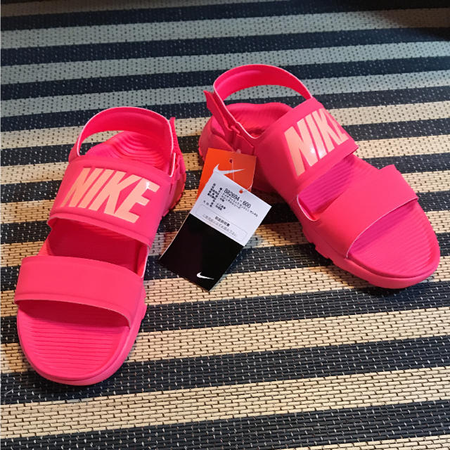 新品 ナイキ ウィメンズ タンジュン サンダル ピンク NIKE TANJUN