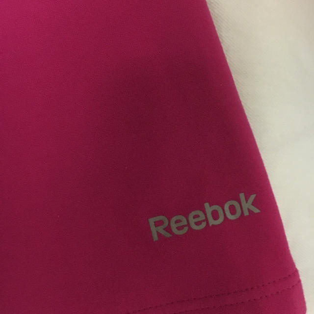 Reebok(リーボック)のリーボック レディースタンクトップ レディースのトップス(タンクトップ)の商品写真