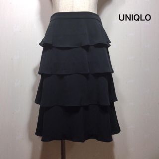 ユニクロ(UNIQLO)のUNIQLO 新品タグ付き シルクスカート(ひざ丈スカート)