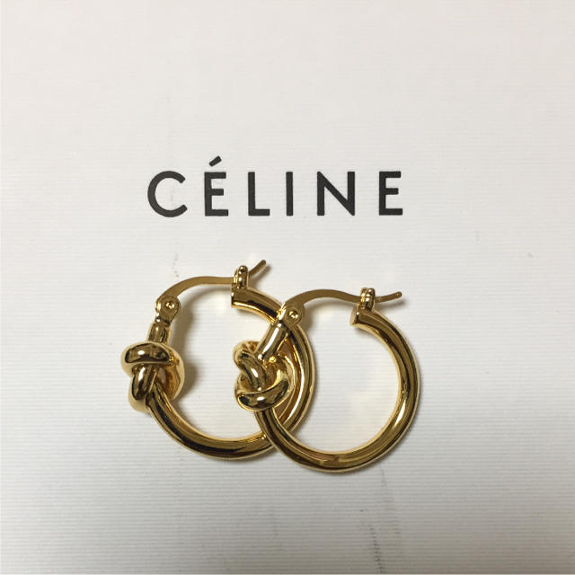 CELINE - CELINE♡ノットピアス♡の通販 by ゆかりんご's shop CELINE - CELINE♡ノットピアス♡の通販 by ゆかりんご's shop