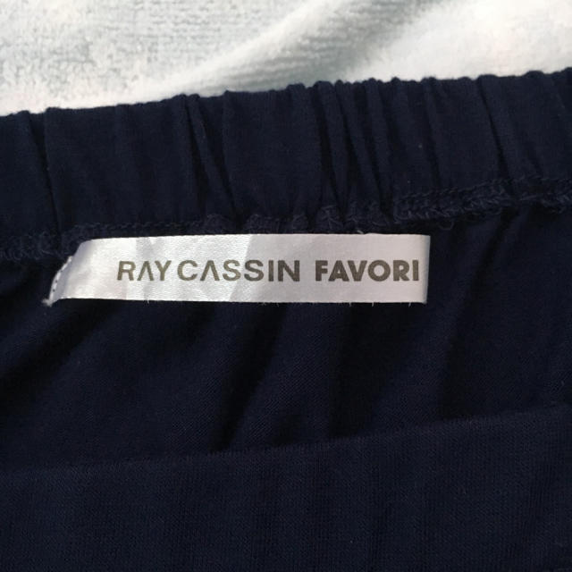 RayCassin(レイカズン)のRAY CASSIN＊オフショルダー刺繍トップス レディースのトップス(カットソー(半袖/袖なし))の商品写真