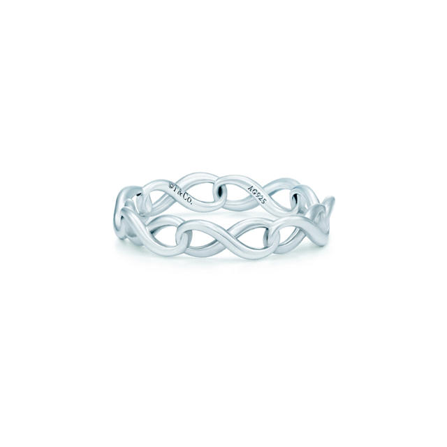 Tiffany & Co.(ティファニー)のTiffany&Co. インフィニティバンドリング レディースのアクセサリー(リング(指輪))の商品写真