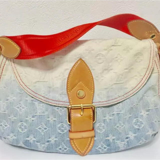 LOUIS VUITTON(ルイヴィトン)のルイヴィトン サンルイ サンレイ デニム ピンク ショルダーバッグ 数量限定品 レディースのバッグ(ショルダーバッグ)の商品写真