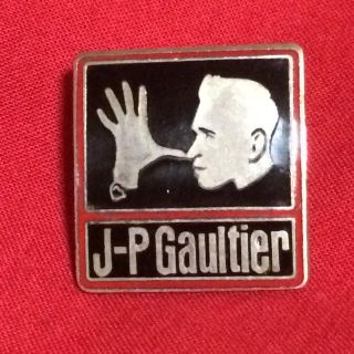 ジャンポールゴルチエ(Jean-Paul GAULTIER)の【専用】Jean Paul GAULTIER パリ本店購入ピンバッジ(財布)