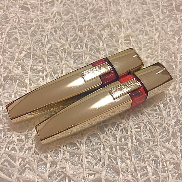 L'Oreal Paris(ロレアルパリ)の【新品】ロレアルパリ シャインガレス 202&703 セット コスメ/美容のベースメイク/化粧品(リップグロス)の商品写真