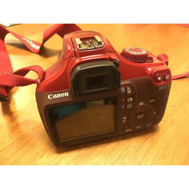 Canon - Canon EOS Kiss X50 一眼レフ カメラ 赤 可愛いの通販 by 堀山 ...
