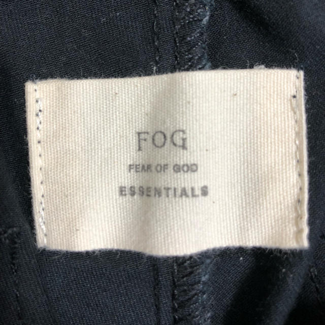 FEAR OF GOD(フィアオブゴッド)の[XS] f.o.g essential スキニートラウザーズ メンズのパンツ(ワークパンツ/カーゴパンツ)の商品写真