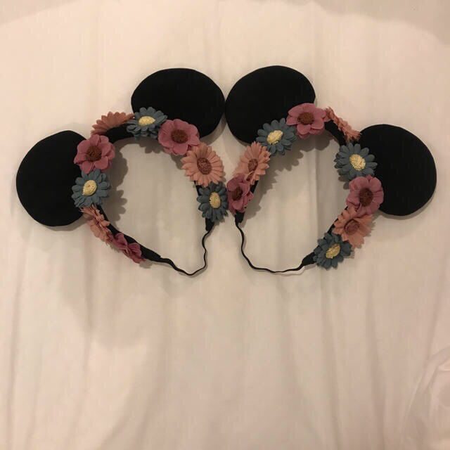 Disney(ディズニー)のemma様専用！ レディースのヘアアクセサリー(ヘアバンド)の商品写真