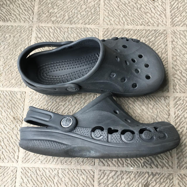 crocs(クロックス)のクロックス キッズ 1-3 キッズ/ベビー/マタニティのキッズ靴/シューズ(15cm~)(サンダル)の商品写真