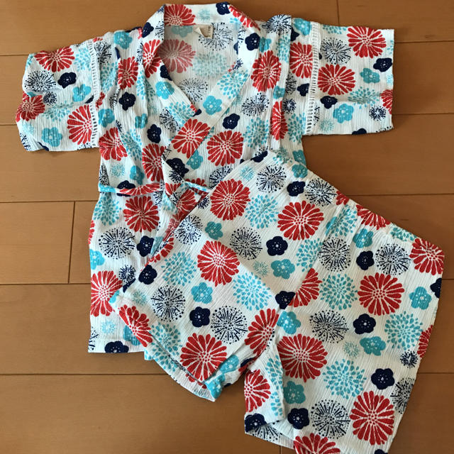 petit main(プティマイン)の女の子 甚平  キッズ/ベビー/マタニティのキッズ服女の子用(90cm~)(甚平/浴衣)の商品写真