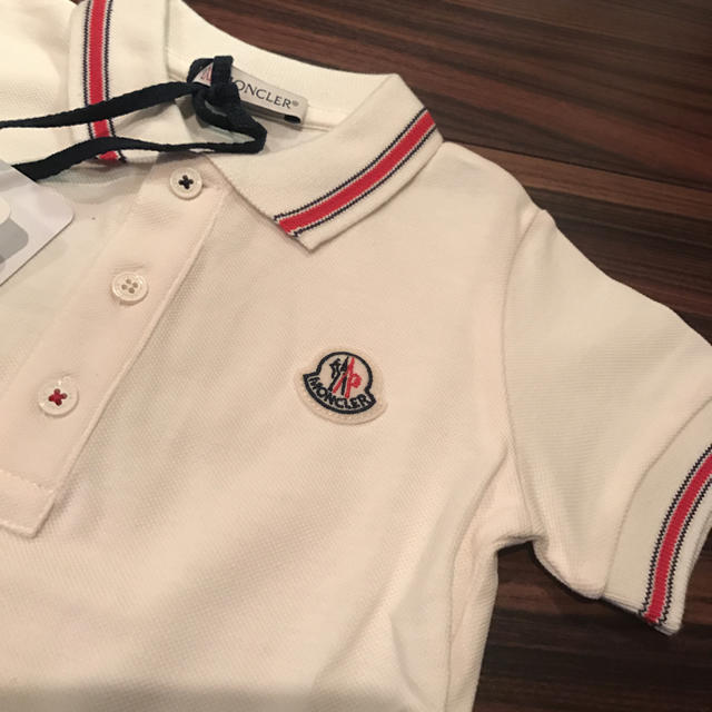 MONCLER(モンクレール)のモンクレール ベビー ポロシャツ 18-24m 86cm 新品 キッズ/ベビー/マタニティのベビー服(~85cm)(シャツ/カットソー)の商品写真