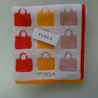 フルラ(Furla)のフルラ タオルハンカチ 新品 ①(ハンカチ)