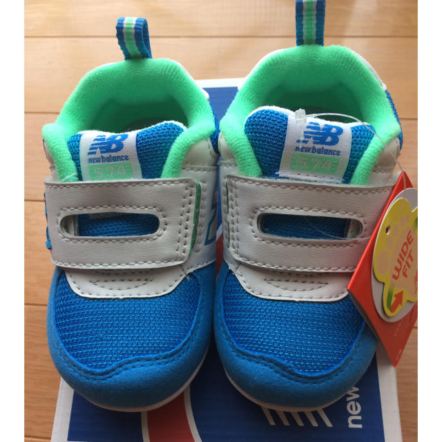 New Balance(ニューバランス)のニューバランス スニーカー 12.5 キッズ/ベビー/マタニティのベビー靴/シューズ(~14cm)(スニーカー)の商品写真