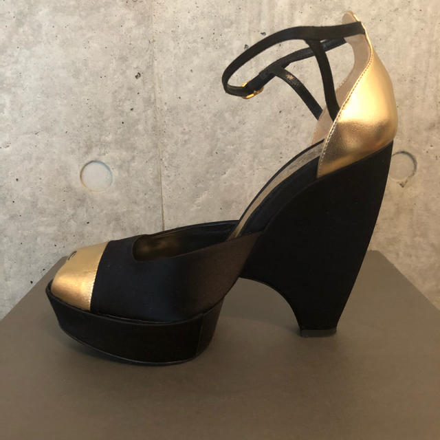 Alexander McQueen - Alexander McQueen バイカラーサンダル 36 美品の