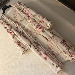 グレースコンチネンタル(GRACE CONTINENTAL)のはる 様 ご専用💙人気♡ラメ刺繍ジョーゼットガウン♡(カーディガン)