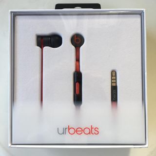 ビーツバイドクタードレ(Beats by Dr Dre)の新品未開封urbeatsキャリーケース付きワイヤ型イヤフォン(ヘッドフォン/イヤフォン)