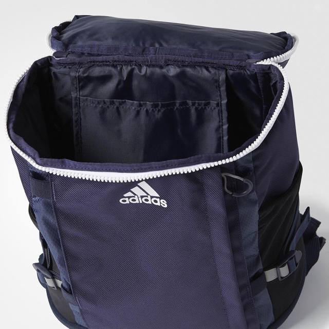 adidas(アディダス)の美品☆アディダス リュック18L スポーツ/アウトドアのアウトドア(登山用品)の商品写真