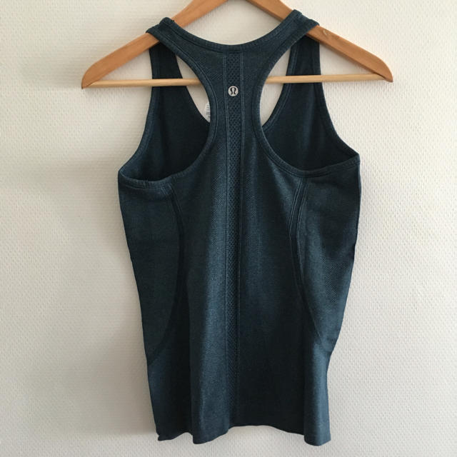 Oiselle Women's Workout Tank Top: Full Swing