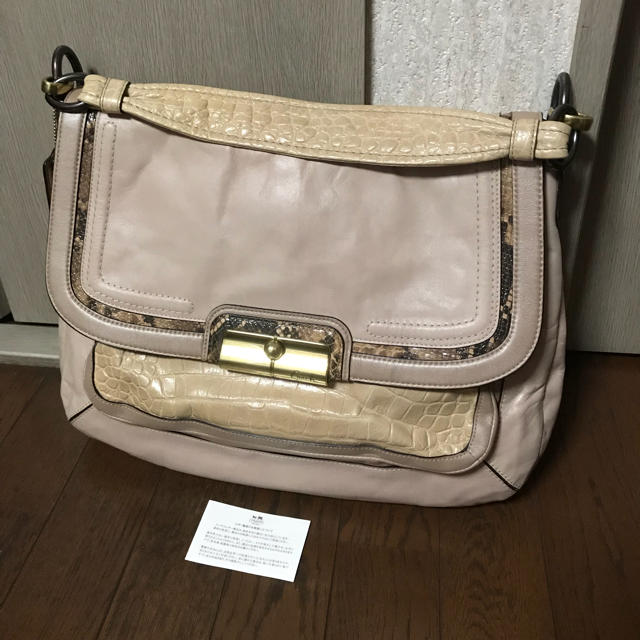 お値下げ☆美品☆パイソン型押し ショルダー  バック COACH