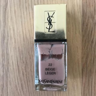 イヴサンローランボーテ(Yves Saint Laurent Beaute)のイヴサンローラン  ララッククチュール 22(マニキュア)