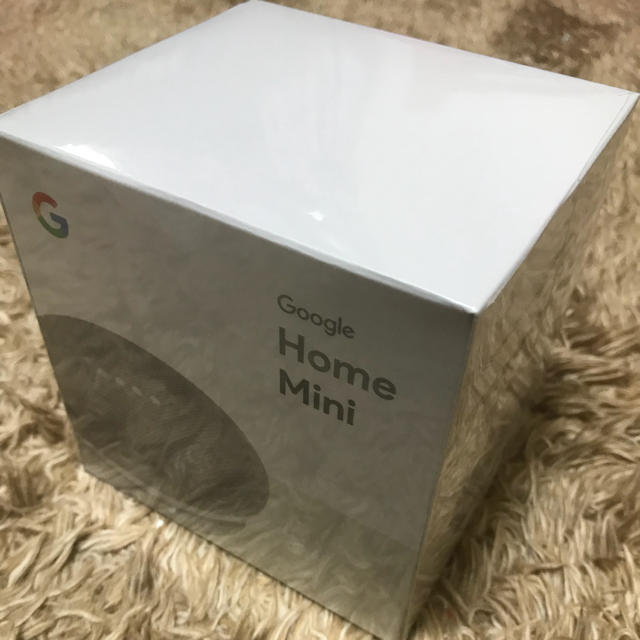 【新品、未開封】google home mini  スマホ/家電/カメラのオーディオ機器(スピーカー)の商品写真