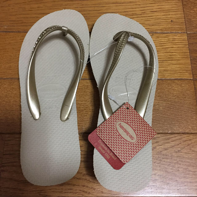 havaianas(ハワイアナス)のビーチサンダル 2点(23.5cm＆23～24.5cm)＆防滴ポーチ レディースの靴/シューズ(ビーチサンダル)の商品写真