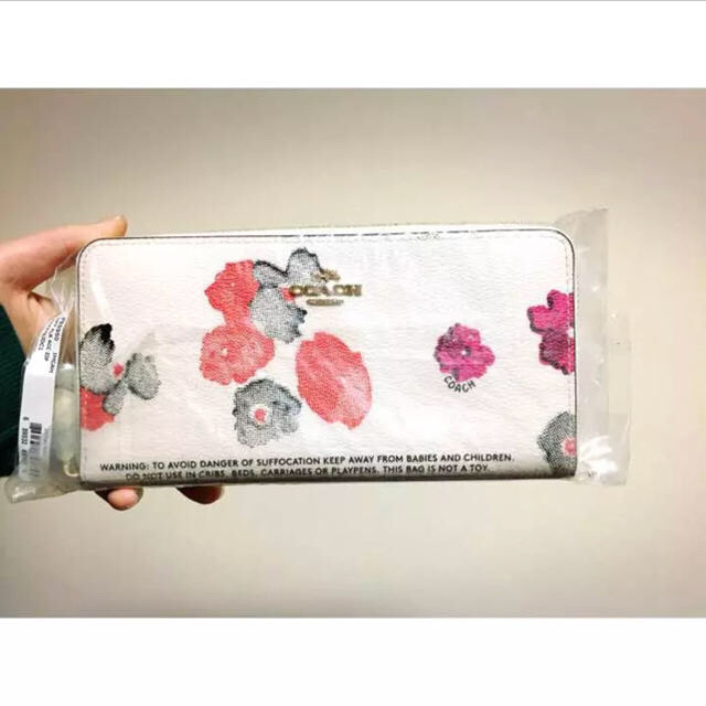 min様専用】COACH フローラル柄 長財布 レディース ファッション小物