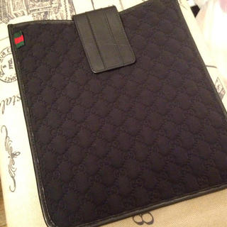 グッチ(Gucci)のGUCCI☆ iPadケース♪(モバイルケース/カバー)