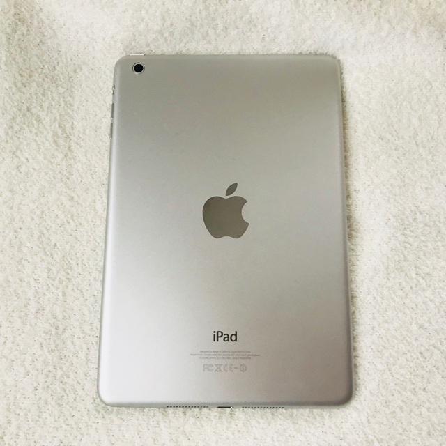 iPad(アイパッド)のiPad mini 16GB white Wi-Fiモデル スマホ/家電/カメラのPC/タブレット(タブレット)の商品写真