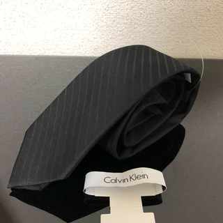 カルバンクライン(Calvin Klein)の新品 カルバンクライン ネクタイ ブラック シルクストライプ(ネクタイ)