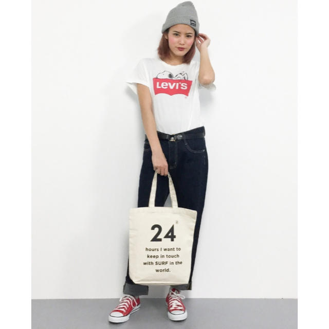 Levi's(リーバイス)のLevi’s×PEANUT バットウィングスヌーピーコラボTシャツ レディースのトップス(Tシャツ(半袖/袖なし))の商品写真