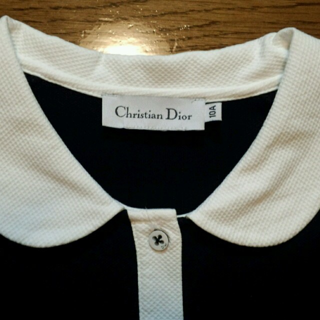 Christian Dior(クリスチャンディオール)のバイカラー半袖ワンピース　10A キッズ/ベビー/マタニティのキッズ服女の子用(90cm~)(その他)の商品写真