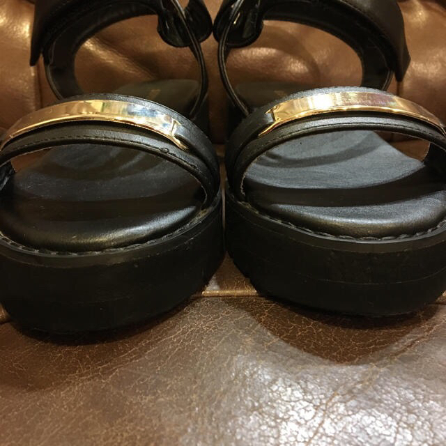 JEANASIS(ジーナシス)のジーナシス  メタルベルトサンダル レディースの靴/シューズ(サンダル)の商品写真
