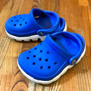 クロックス(crocs)のcrocs ベビーサンダル 13cm(サンダル)