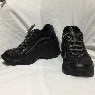 スケッチャーズ(SKECHERS)のスケッチャーズ 黒スニーカー 厚底 高いヒール 23.5センチ 特注品(スニーカー)