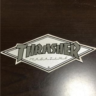 スラッシャー(THRASHER)の【縦4.8cm横10.5cm】THRASHER ステッカー(ステッカー)