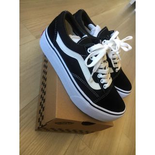 ヴァンズ(VANS)のVANS OLD SKOOL PLAT V36 厚底 574643 スニーカー(スニーカー)