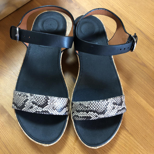 fitflop(フィットフロップ)のここな様専用  fitflop  サンダル  レディースの靴/シューズ(サンダル)の商品写真