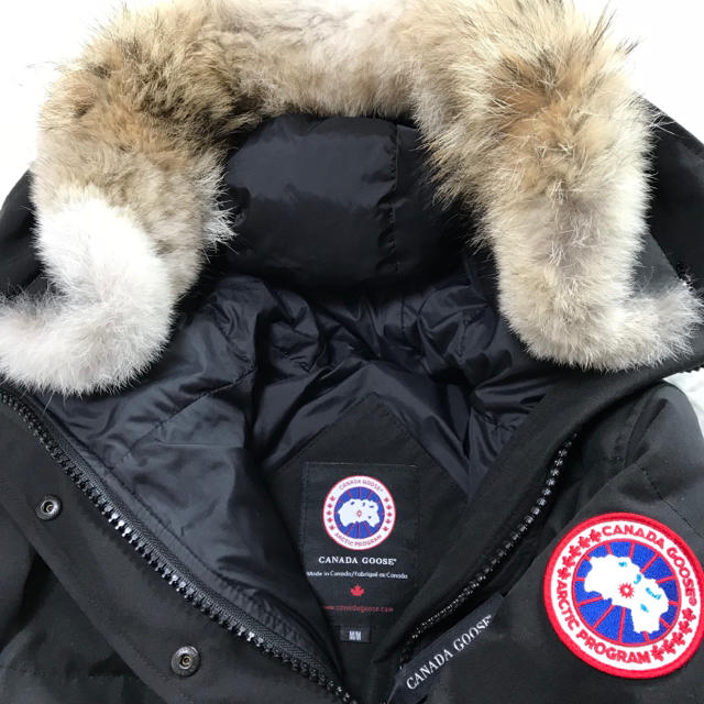 CANADA GOOSE(カナダグース)のCANADA GOOSE MACKENZIE カナダグース マッケンジーパーカ レディースのジャケット/アウター(ダウンジャケット)の商品写真