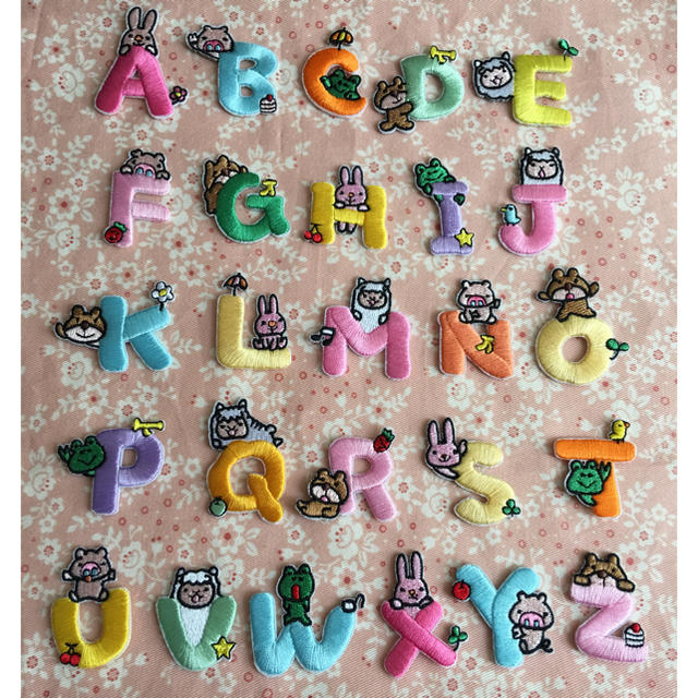 アルファベット刺繍ワッペン アイロン粘着付き の通販 By ニコ S Shop ラクマ アルファベット刺繍ワッペン アイロン粘着付き の通販 By ニコ S Shop ラクマ