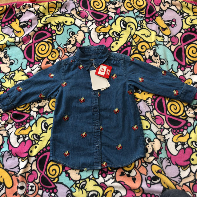 HYSTERIC MINI(ヒステリックミニ)の専用 ヒステリックミニ 刺繍 デニムシャツ キッズ/ベビー/マタニティのベビー服(~85cm)(シャツ/カットソー)の商品写真